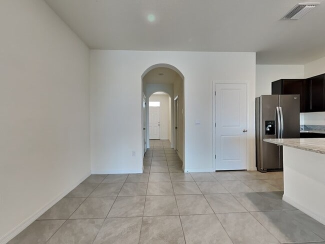 Building Photo - 5254 Dragonfly Dr