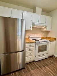 Building Photo - 5425 Concord Blvd