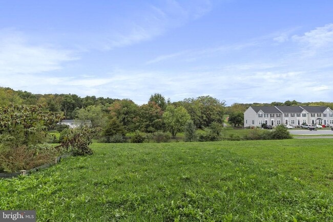 Building Photo - 85 Norwood Dr