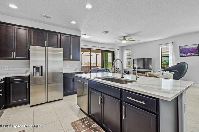 Building Photo - 8108 Dobre Wy