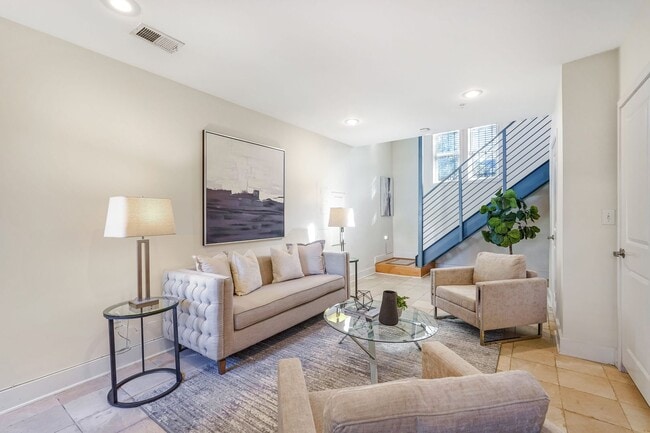 Building Photo - Available Now! Updated 2 Bedroom 2 1/2 Bathroom Condo! Parking Included!