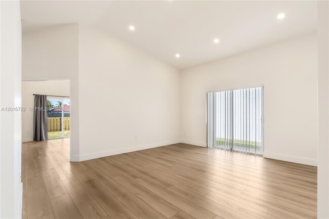 Building Photo - 15472 SW 148th Terrace
