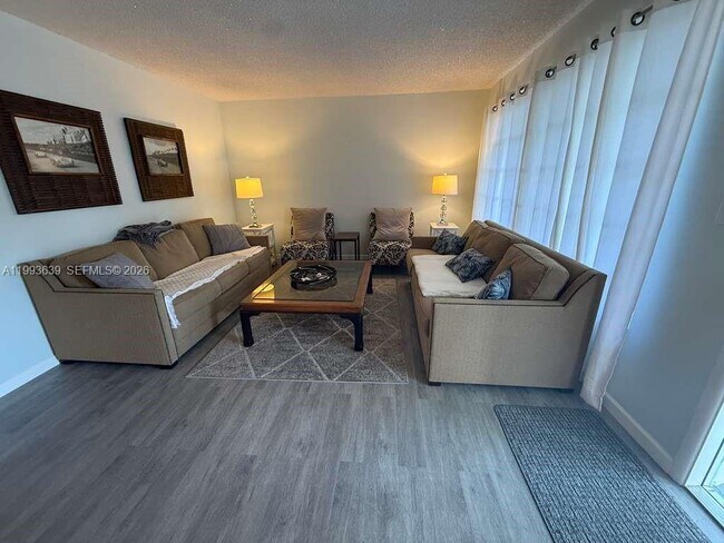 Building Photo - 710 N K St