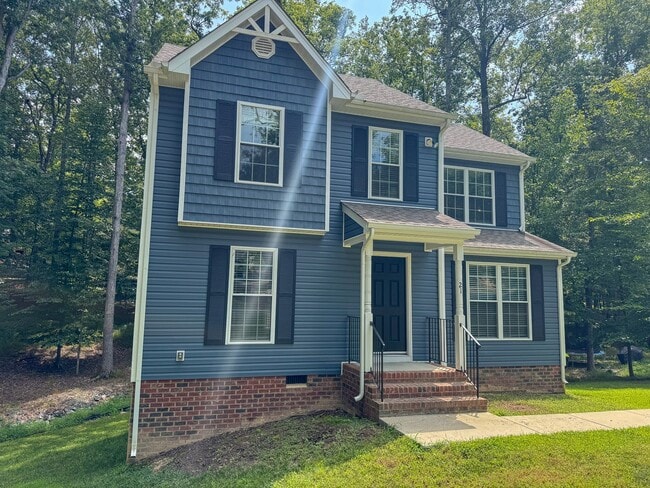 Building Photo - 4Bed/2.5Bath Lake Monticello Rental