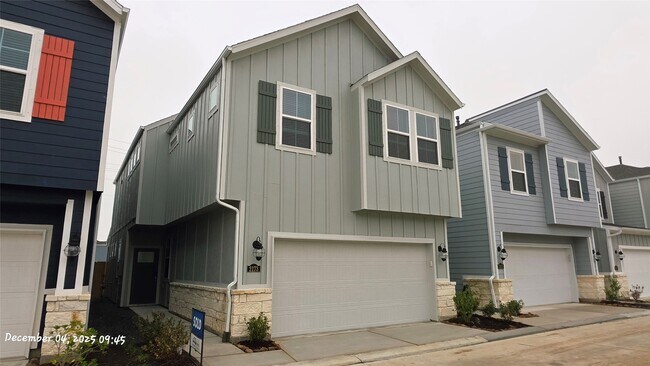 Primary Photo - 2173 Bay Breeze Dr