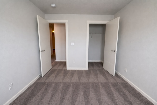 Building Photo - Beautiful 3BD Home in Hillsboro!!