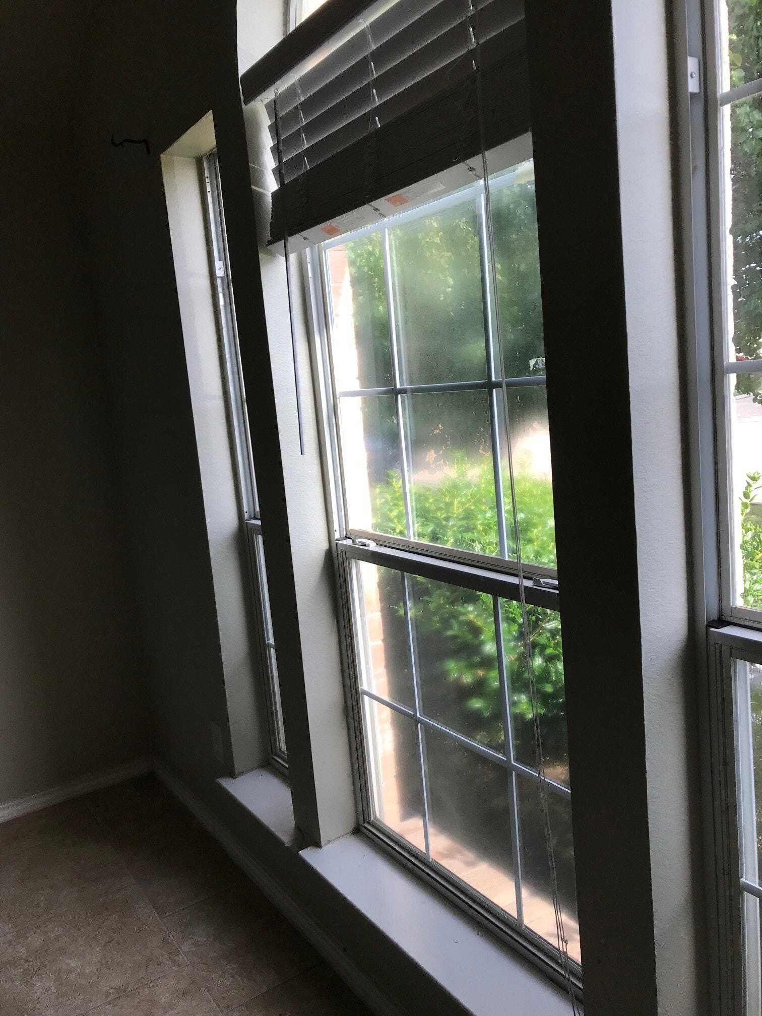 Building Photo - 713 Cooper Ln