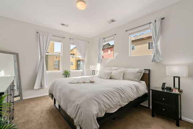 Building Photo - 11310 Colony Cir