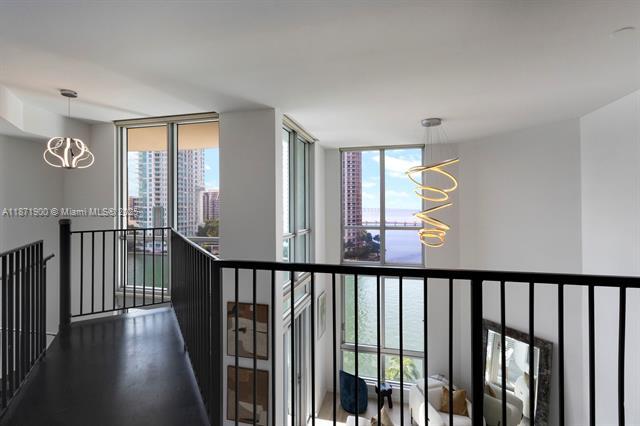 Building Photo - 300 S Biscayne Blvd