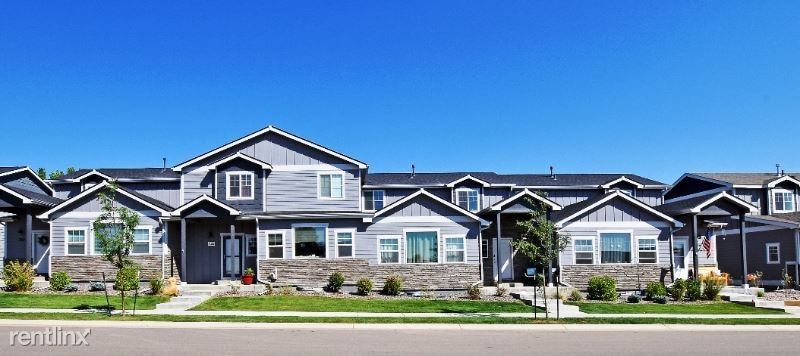 Primary Photo - 704 Finch Dr