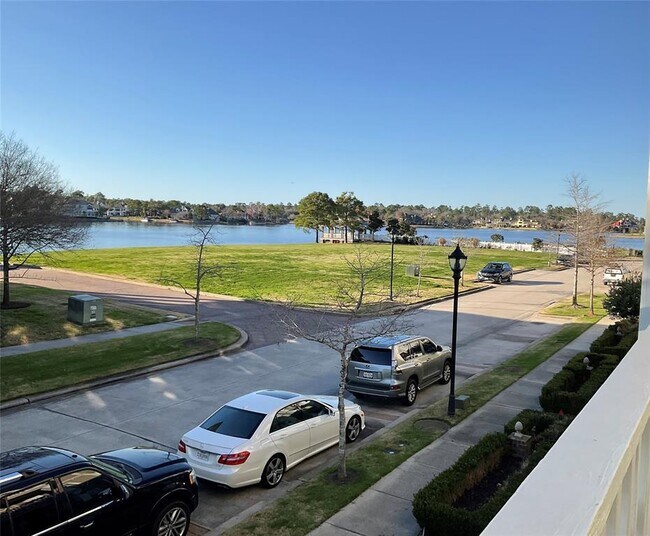 Building Photo - 170 W Breezy Way