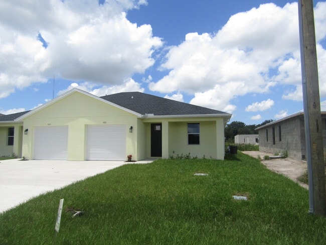 Building Photo - 9113 Waldrep St