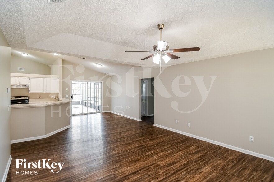 Building Photo - 4630 Pebble Brook Dr