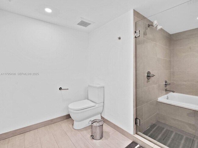 Building Photo - 6620 Indian Creek Dr