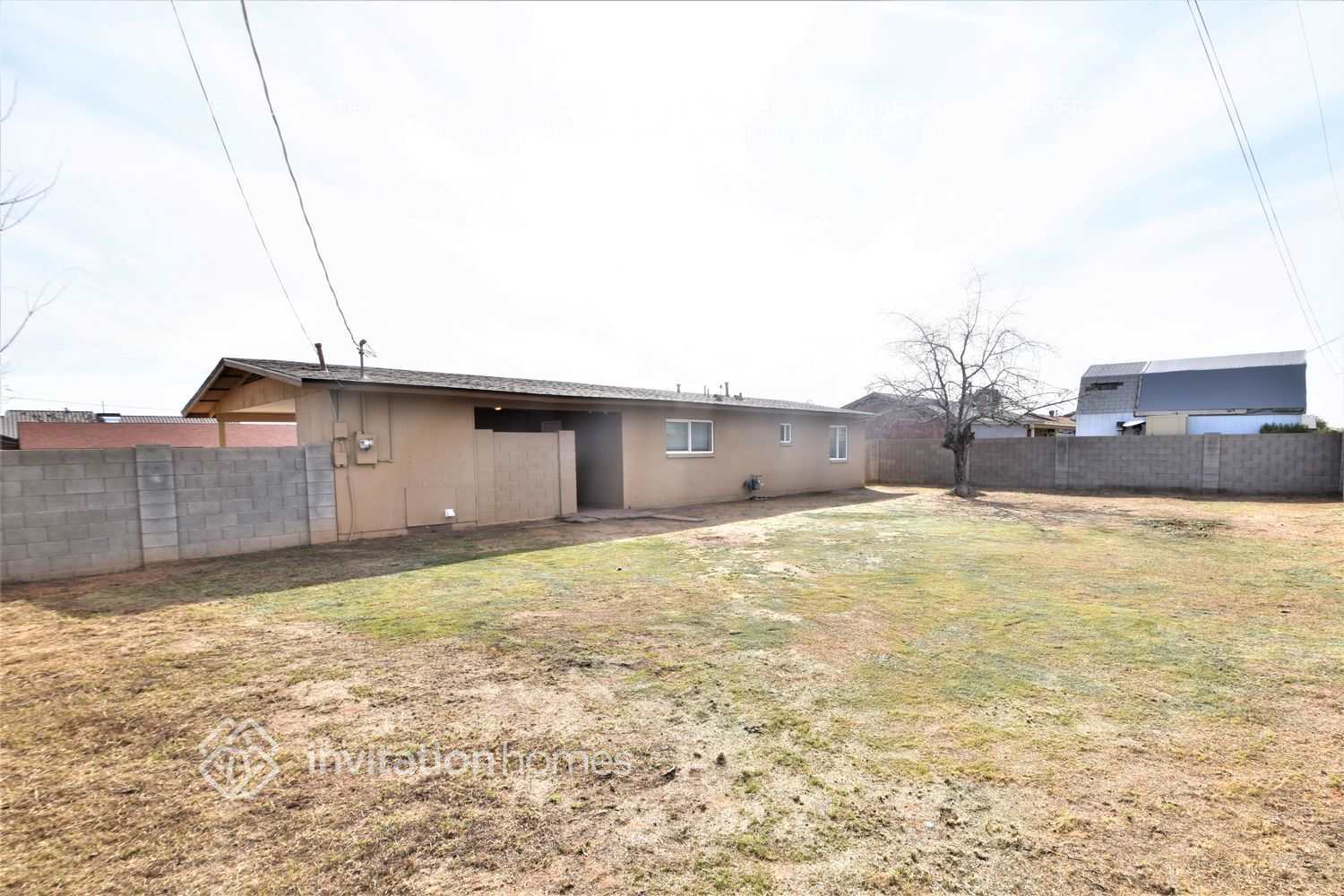 Building Photo - 3716 E Beverly Ln