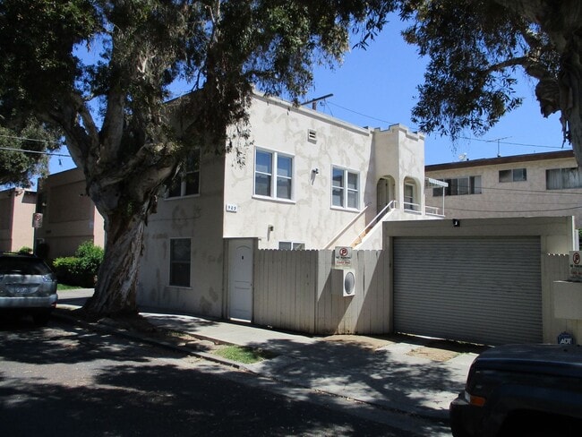 Primary Photo - 1/2-501-502 Hill St