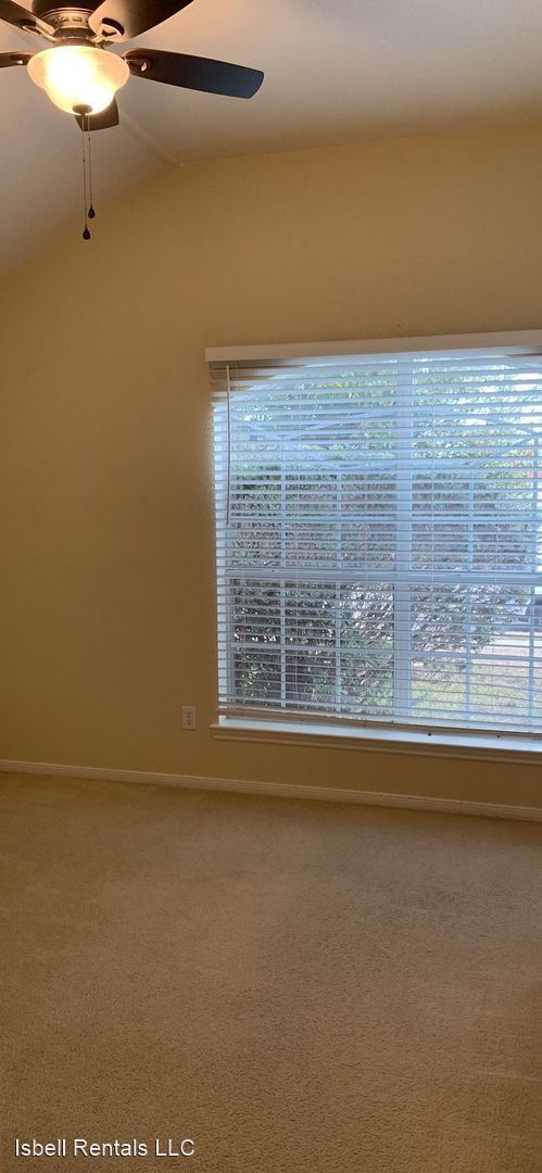 Building Photo - 4 br, 2 bath House - 2501 Wisteria Lane