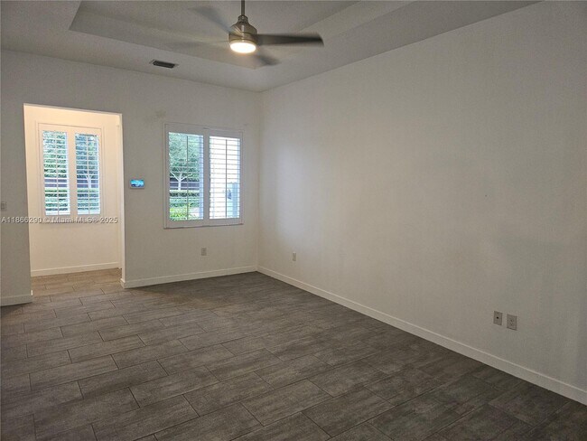 Building Photo - 17606 SW 149th Pl