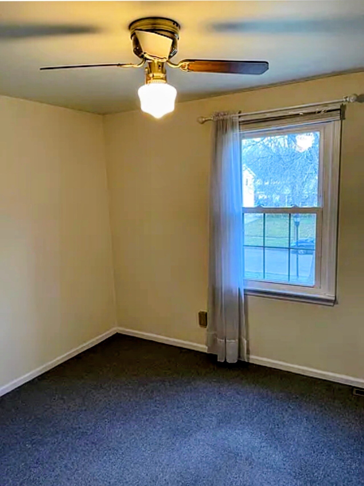 Building Photo - 125 Fairgreen Dr