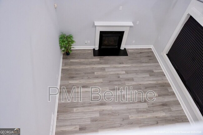 Building Photo - 4644 Creekside Cove