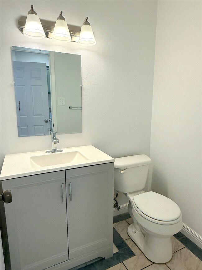 Building Photo - 2429 W Settler's Way