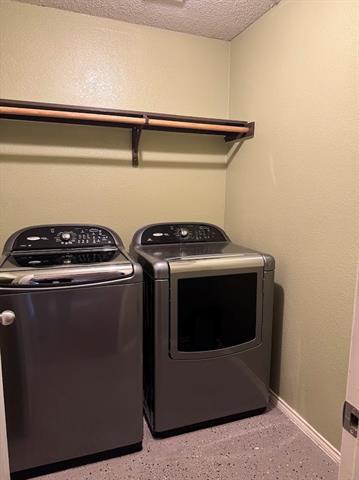 Building Photo - 6911 Justin Ln