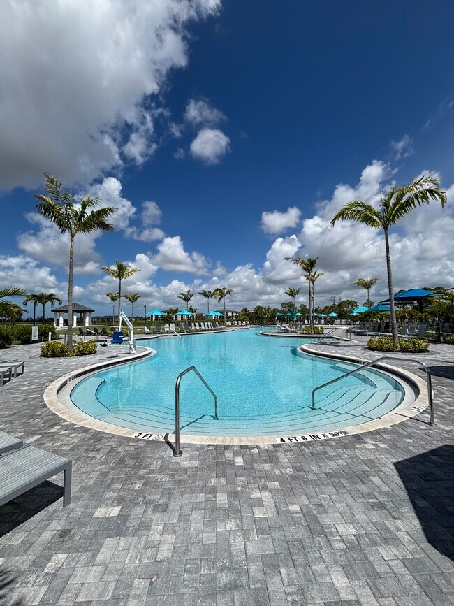 Building Photo - Galapagos Ct. Unit 104 Veranda Condo- Wellen Park G&CC