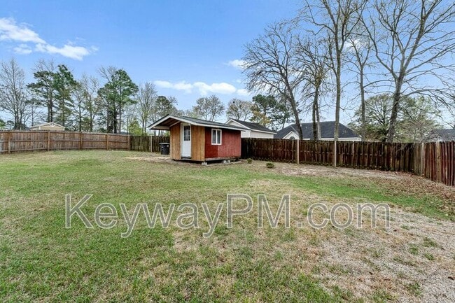 Building Photo - 435 St Julian Pl