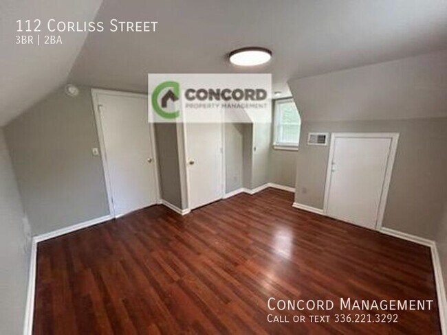 Building Photo - 112 Corliss St