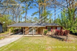 Building Photo - 202 Springwood Dr