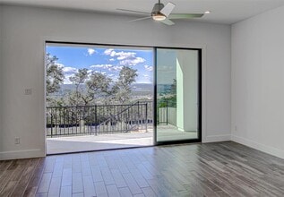 Building Photo - 8604 Pine Muhly Dr