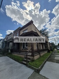 Building Photo - 26 Euclid St