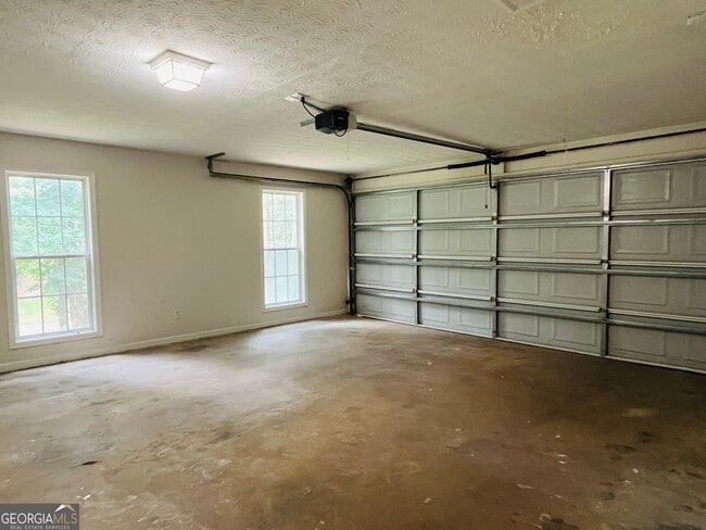 Building Photo - 108 Philmont Ct