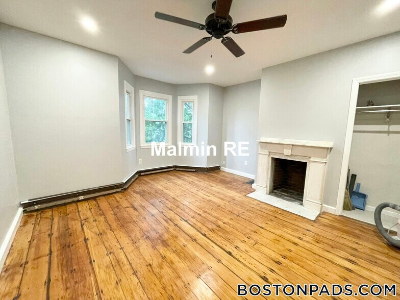 Building Photo - 183 Prospect St