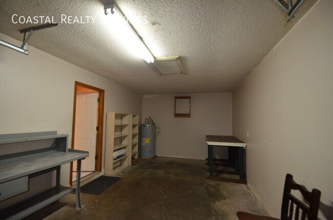 Building Photo - 407 Northview Ln