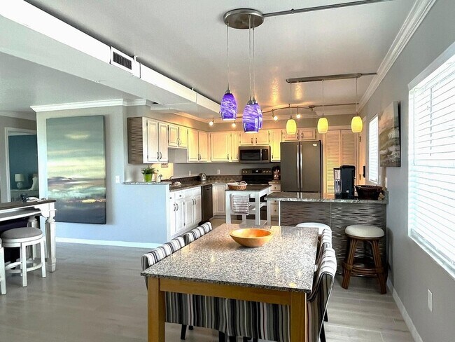 Building Photo - 2975 Jimmy Buffett Mem Hwy