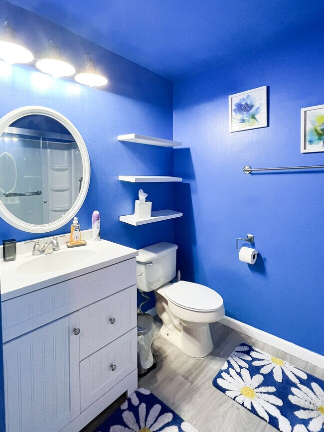 Building Photo - 201 Barrow St