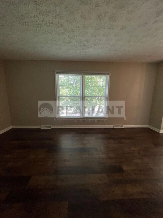 Building Photo - 4013 Elora Ln