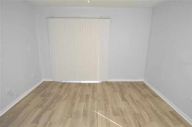 Building Photo - 10263 Gandy Blvd N