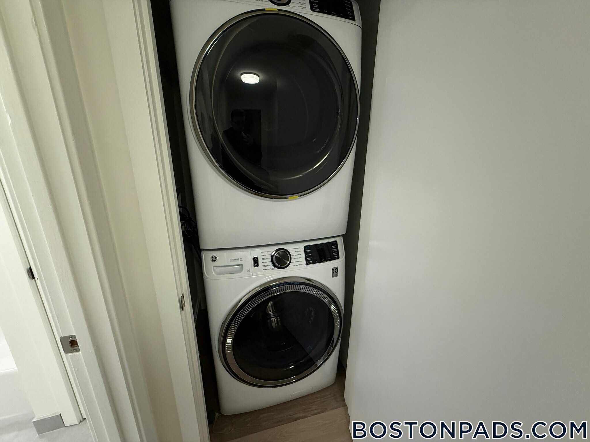 Building Photo - 1079 Commonwealth Ave