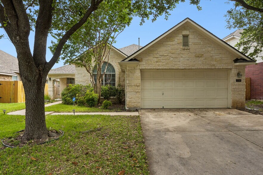 Building Photo - 7206 W Magic Mountain Ln