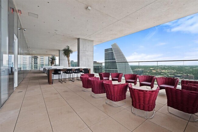 Building Photo - 301 West Ave