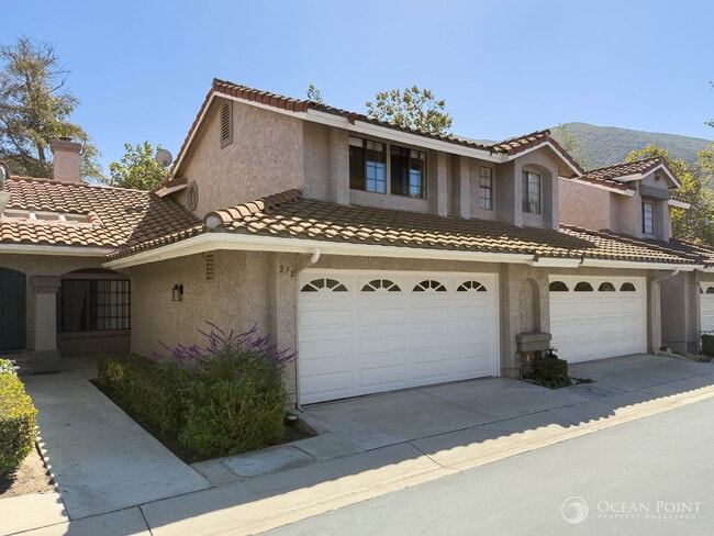 Primary Photo - Newly Remodeled 2 Bedroom Condo for Rent i...