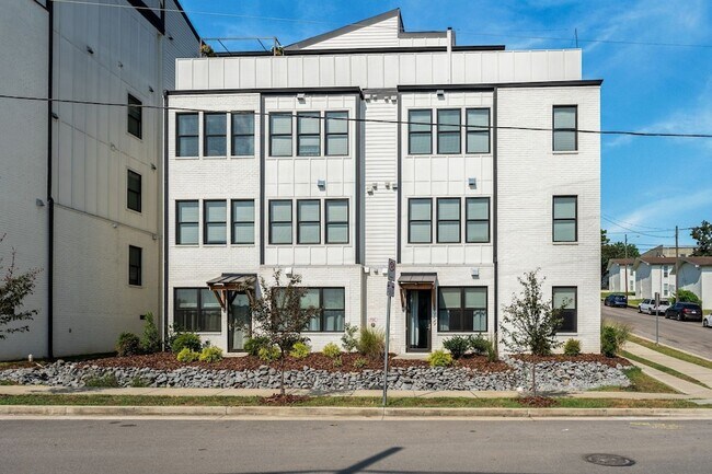 Building Photo - 4405 Kentucky Ave