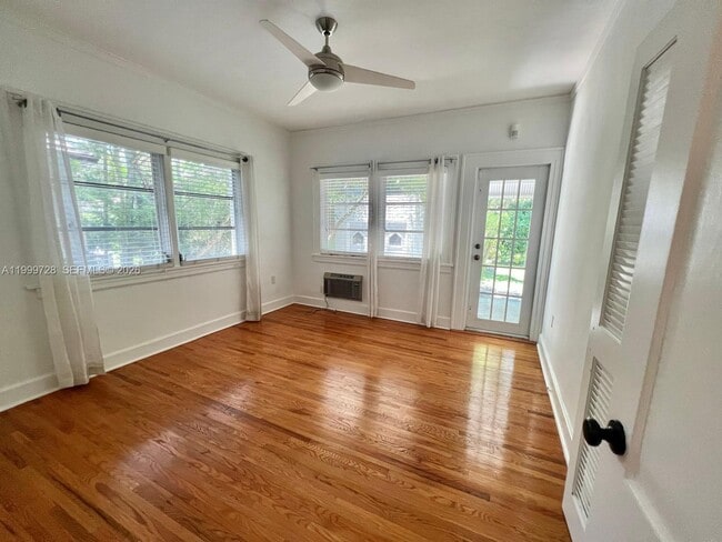 Building Photo - 119 Cadima Ave