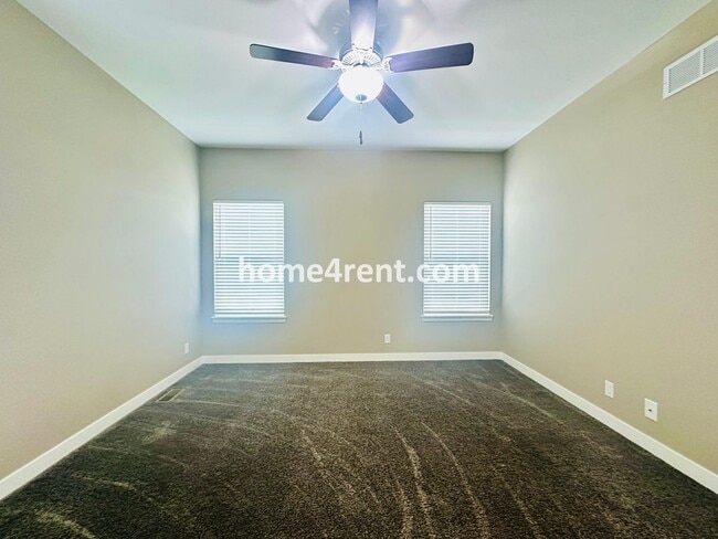 Building Photo - Ranch Style Home w/ Updated Kitchen, including SS Appliances and Granite Counters Plus a Large Un...
