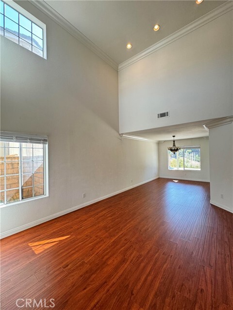 Building Photo - 16318 Star Crest Dr