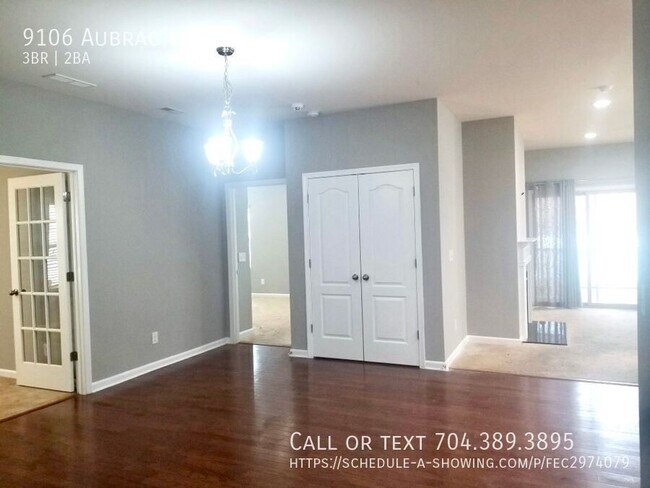 Building Photo - 9106 Aubrac Ln