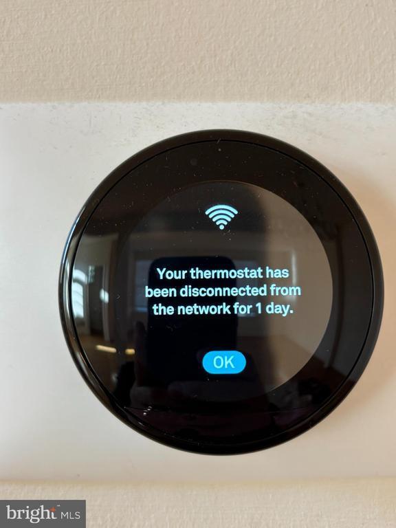 Building Photo - 927 Buttonwood Terrace NE