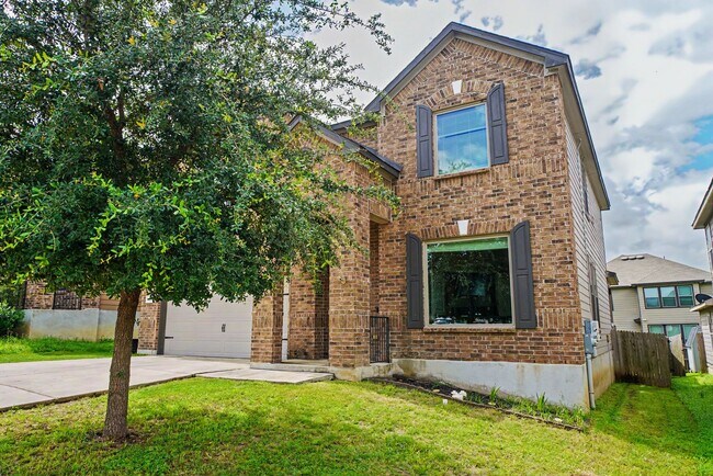 Building Photo - Spacious Home with Office, Game Room & Solar Panels Near Randolph AFB - Realtor Commission: $500
